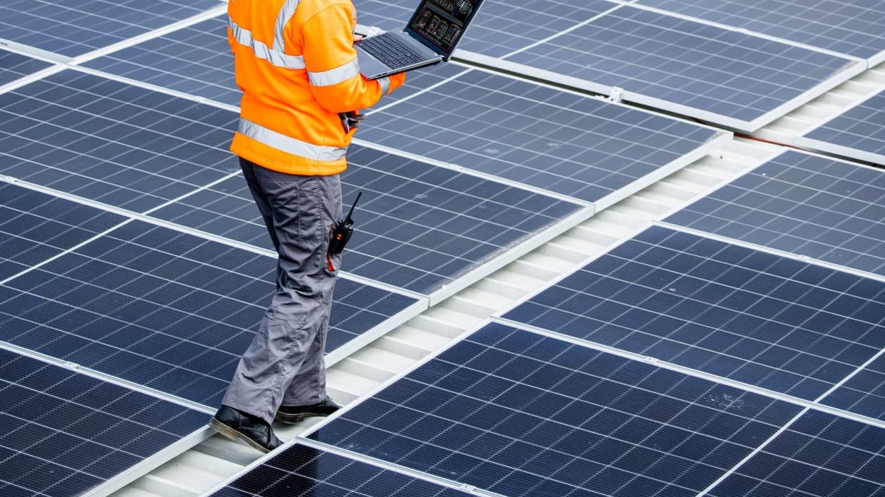 Schedule and control your PV plant production